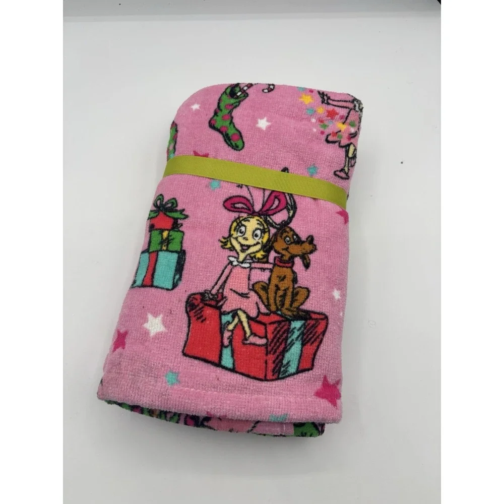 Dr Seuss The Grinch Pink Christmas Hand‎ Towels Cotton Cindy Lou Max NWT